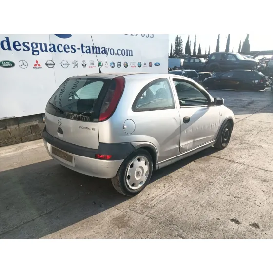 Opel CORSA C (X01) 2000