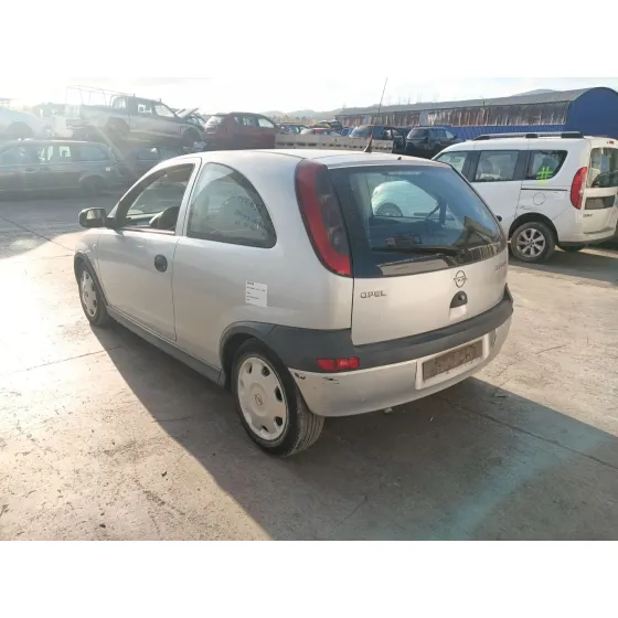 Opel CORSA C (X01) 2000