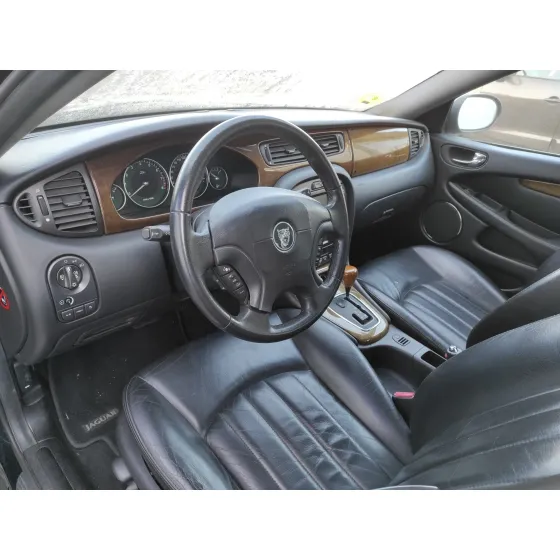 JAGUAR X-TYPE '2001 *
