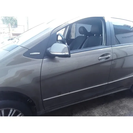 MERCEDES CLASE A (W169) '2009 1.5 CAT VERDE DORADO