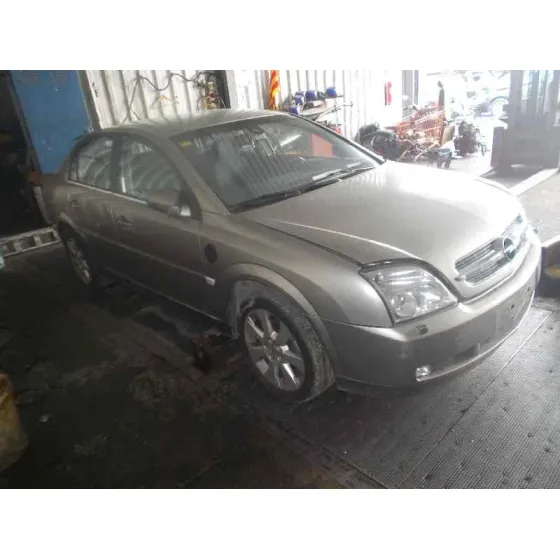 OPEL VECTRA C BERLINA '2004 2.2 16V CAT (Z 22 YH / LCH) DORADO