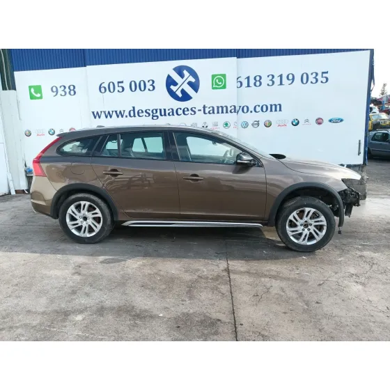 Volvo V60 I CROSS COUNTRY (157) 2015
