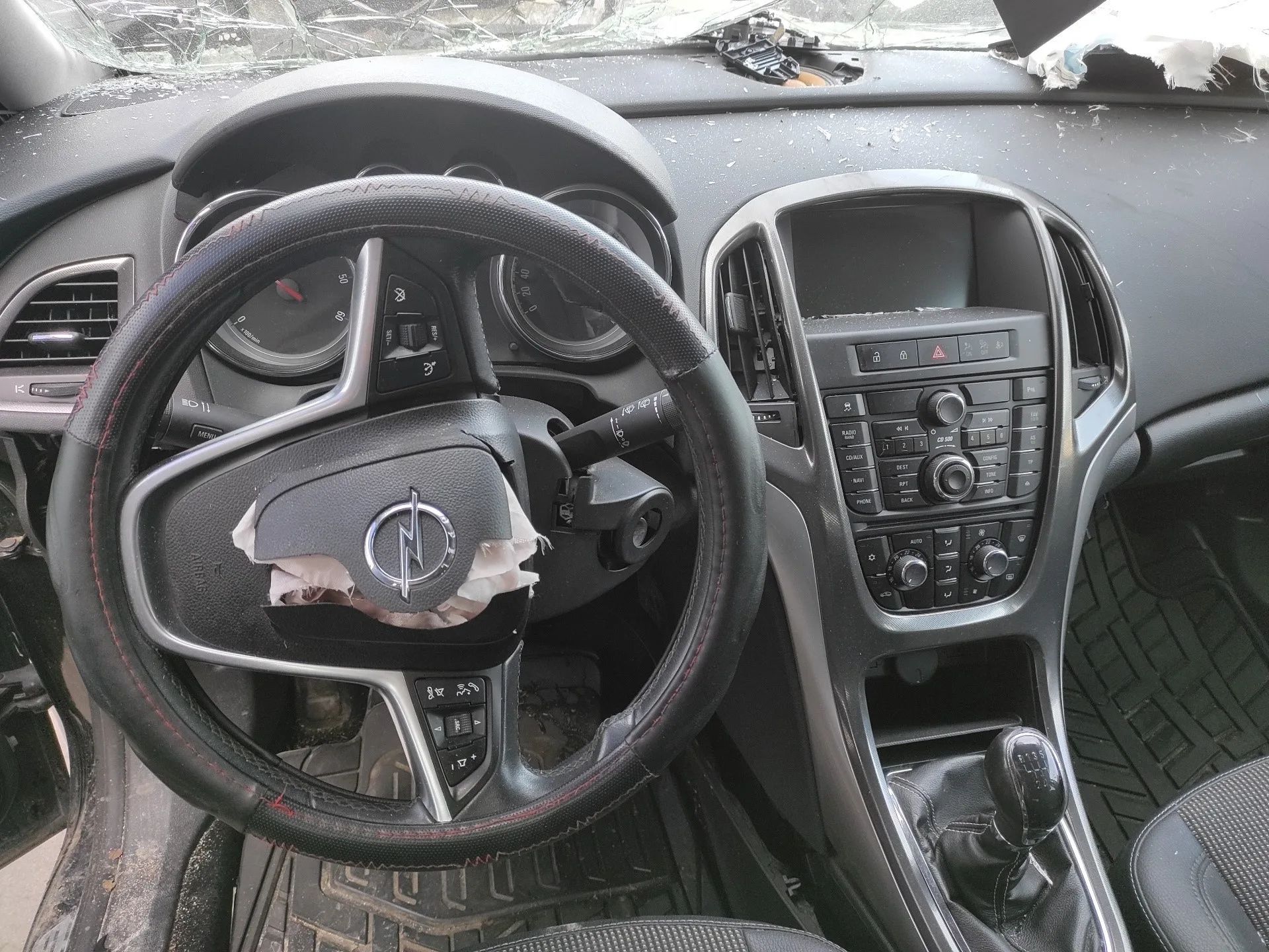 OPEL ASTRA J LIM. OPEL ASTRA J LIM. '2011 2.0 16V CDTI NEGRO 2009