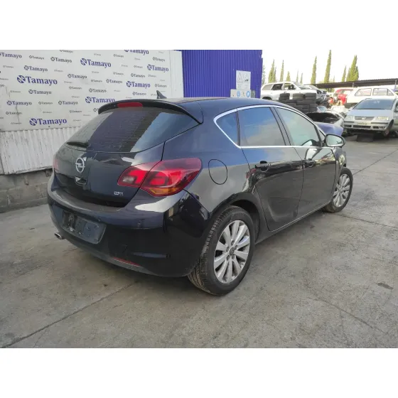 OPEL ASTRA J LIM. '2011 2.0 16V CDTI NEGRO