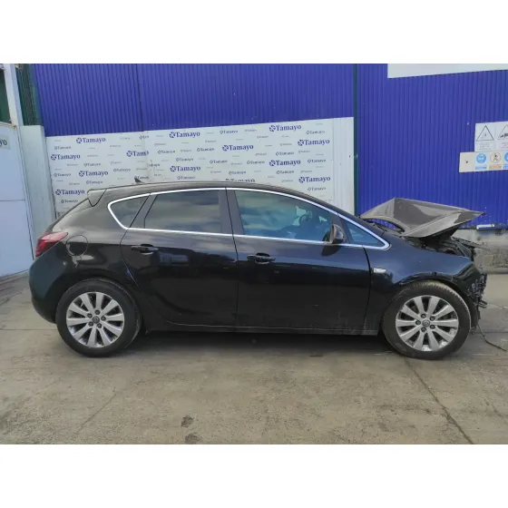 OPEL ASTRA J LIM. '2011 2.0 16V CDTI NEGRO