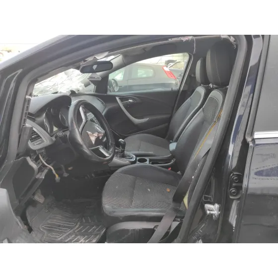 OPEL ASTRA J LIM. '2011 2.0 16V CDTI NEGRO