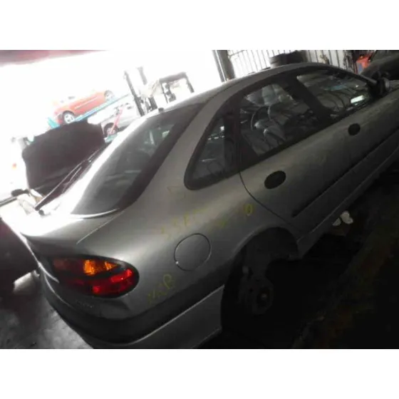 RENAULT LAGUNA (B56) '2000 1.9 DTI DIESEL CAT PLATA