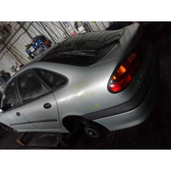 RENAULT LAGUNA (B56) '2000 1.9 DTI DIESEL CAT PLATA