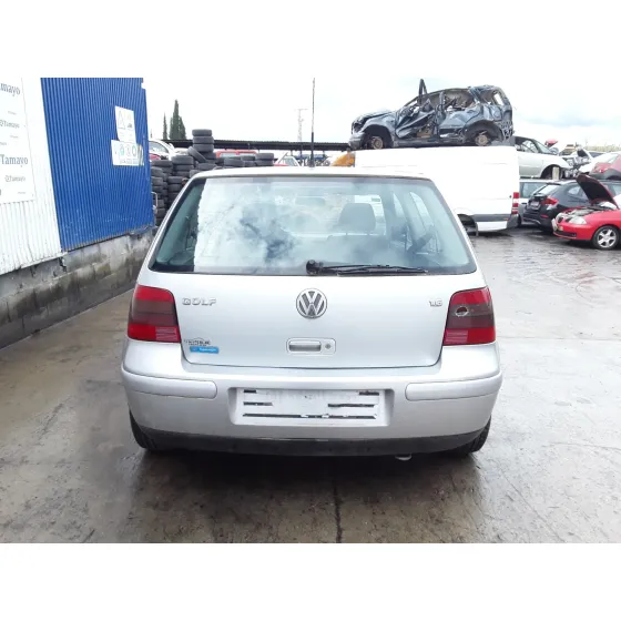 VOLKSWAGEN GOLF IV BERLINA (1J1) '2000 * PLATA