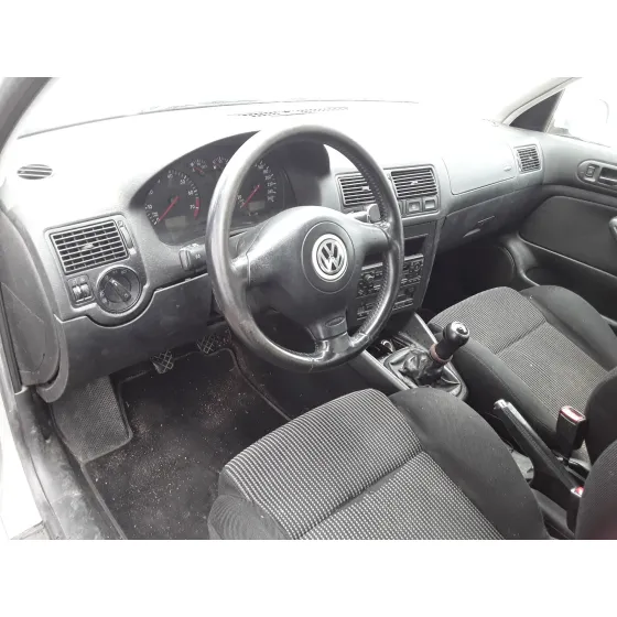 VOLKSWAGEN GOLF IV BERLINA (1J1) '2000 * PLATA