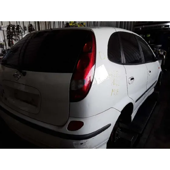 NISSAN ALMERA TINO (V10M) '2001 2.2 16V TURBODIESEL CAT BLANCO