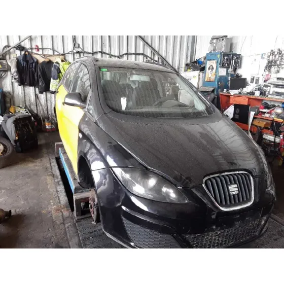 SEAT ALTEA XL (5P5) '2009 1.9 TDI AMARILLO NEGRO