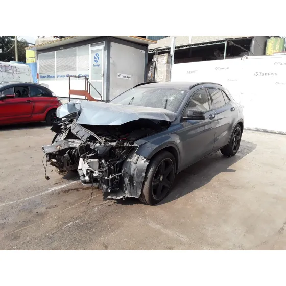 MERCEDES CLASE GLA (W156) 2015 * GRIS