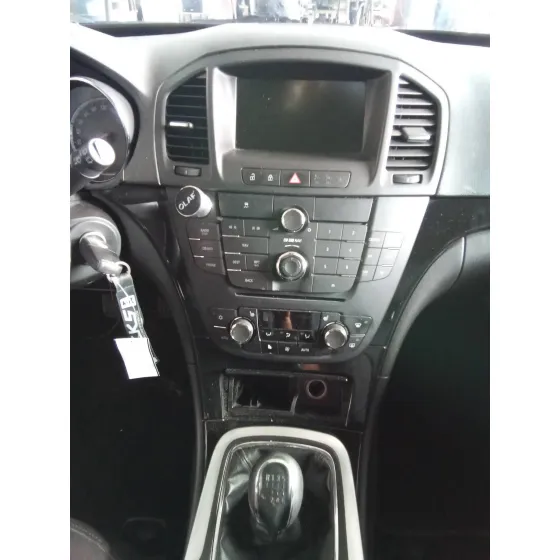 OPEL INSIGNIA BERLINA '2010 2.0 CDTI CAT BLANCO
