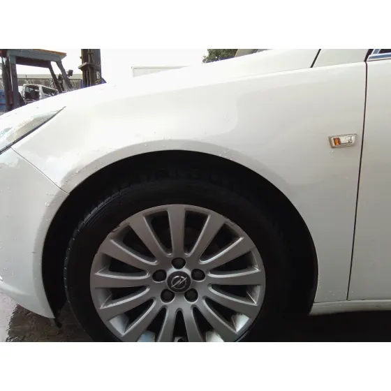 OPEL INSIGNIA BERLINA '2010 2.0 CDTI CAT BLANCO