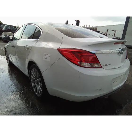 OPEL INSIGNIA BERLINA '2010 2.0 CDTI CAT BLANCO