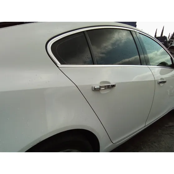 OPEL INSIGNIA BERLINA '2010 2.0 CDTI CAT BLANCO