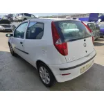 FIAT PUNTO BERLINA (188) FIAT PUNTO BERLINA (188) '2005 1.3 JTD CAT BLANCO 2003