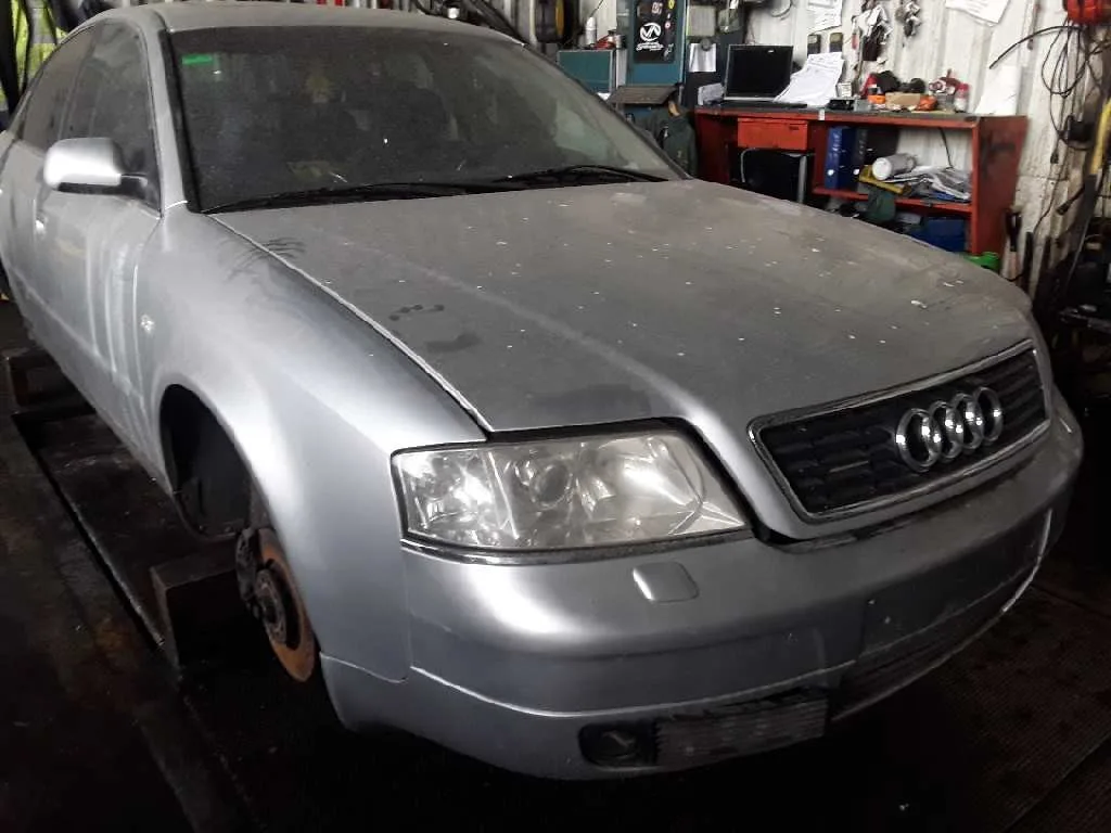 AUDI A6 BERLINA (4B2) AUDI A6 BERLINA (4B2) '2003 * PLATA 2001