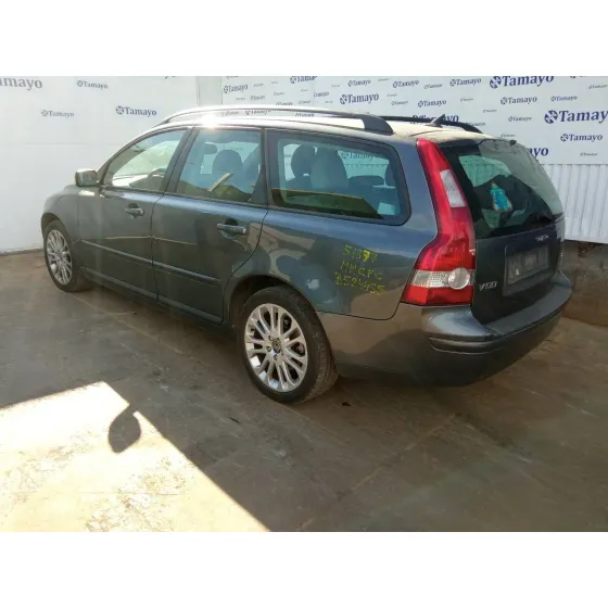VOLVO V50 FAMILIAR '2004 2.4 CAT GRIS