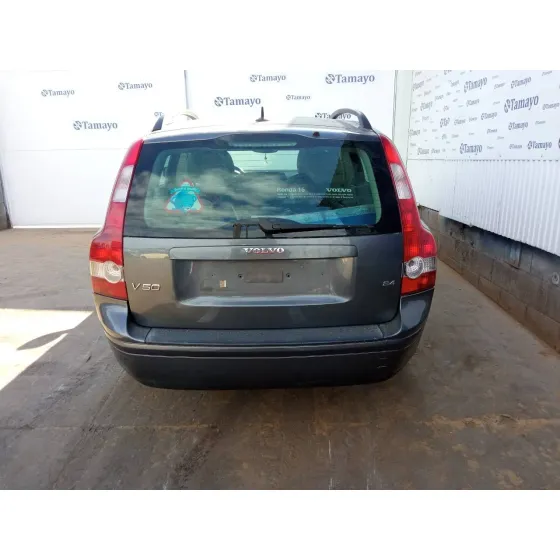 VOLVO V50 FAMILIAR '2004 2.4 CAT GRIS