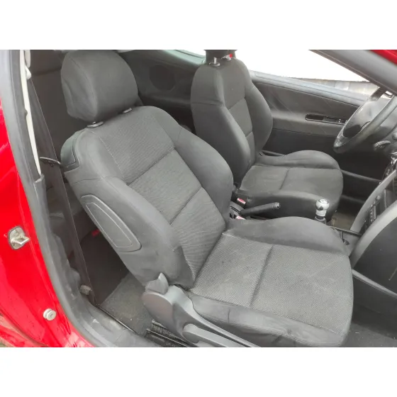 PEUGEOT 207 '2007 1.6 16V HDI ROJO