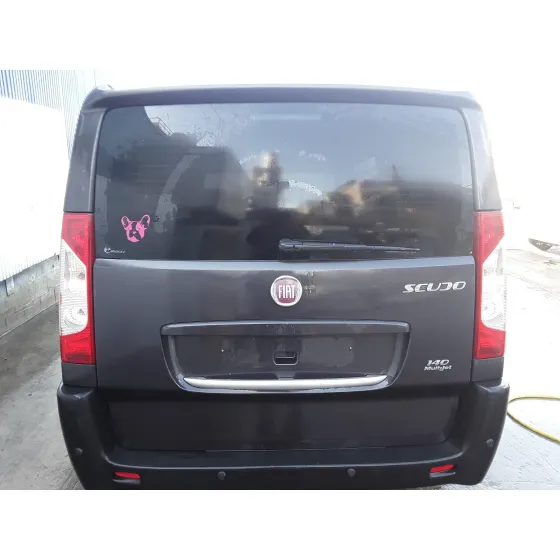 FIAT SCUDO COMBI (272) '2011 PANORAMA EXECUTIVE L2H1 130 MULTIJET (5 PL.) NEGRO