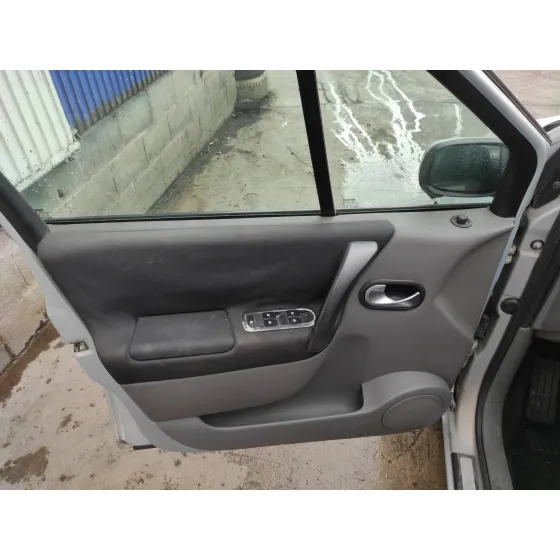 RENAULT SCENIC II '2003 1.6 16V PLATA