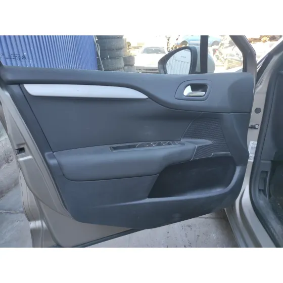 CITROEN C4 LIM. '2010 1.6 HDI FAP DORADO