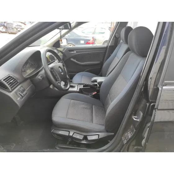 BMW SERIE 3 BERLINA (E46) '2004 2.0 24V NEGRO