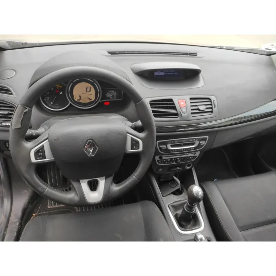 RENAULT MEGANE III SPORT TOURER '2011 * GRIS OSCURO
