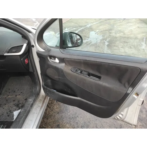 PEUGEOT 207 '2007 1.4 16V VTI CAT (8FS / EP3) PLATA