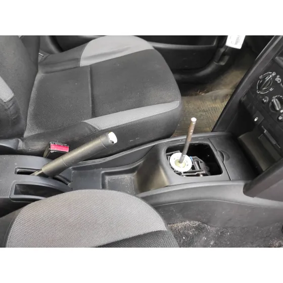 PEUGEOT 207 '2007 1.4 16V VTI CAT (8FS / EP3) PLATA