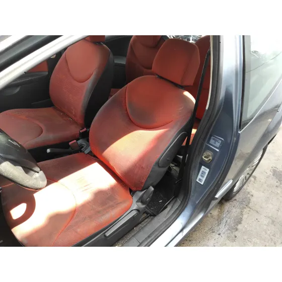 CITROEN C2 '2006 1.4 HDI GRIS
