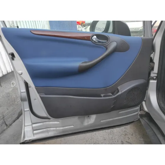 MERCEDES CLASE A (W168) '2001 1.6 CAT PLATA