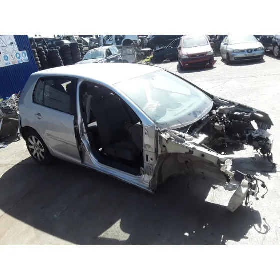 VOLKSWAGEN GOLF V BERLINA (1K1) '2005 1.6 PLATA