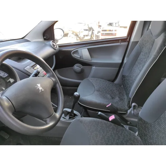PEUGEOT 107 '2009 1.0 CAT (384F) NEGRO