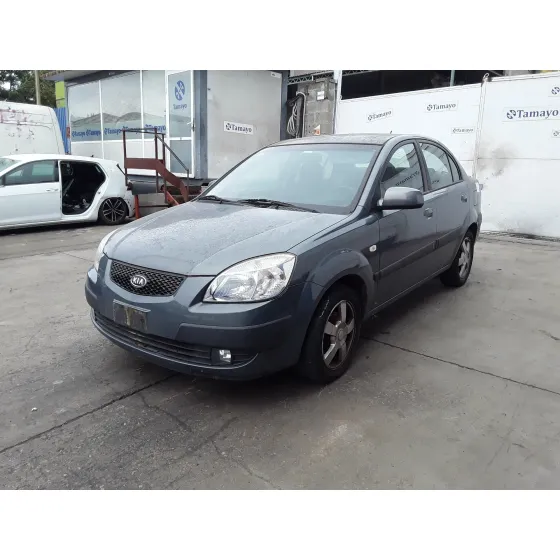 KIA RIO 2006 * GRIS