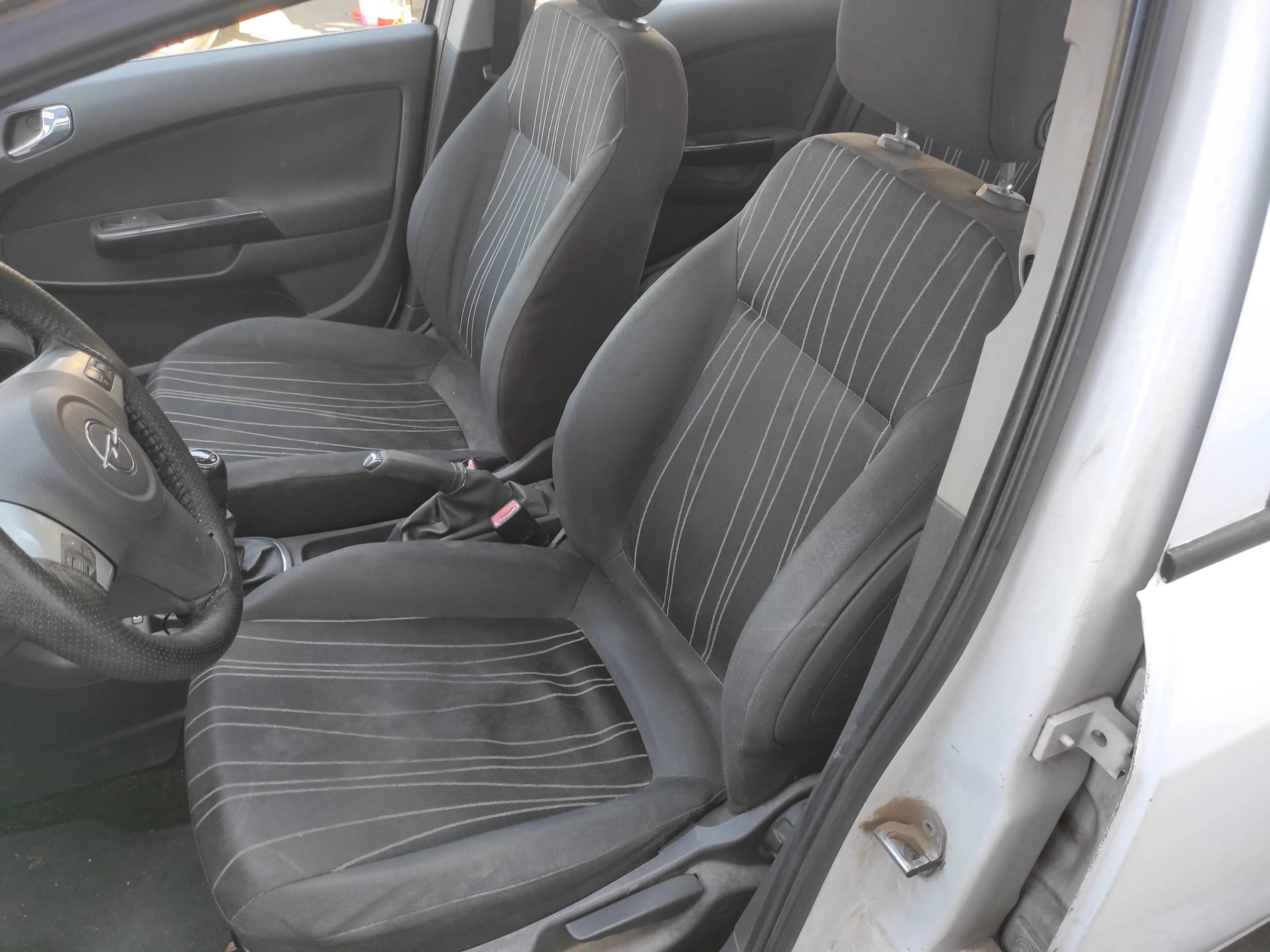 OPEL CORSA D OPEL CORSA D '2010 1.3 16V CDTI CAT (Z 13 DTH / L4I) BLANCO 2006