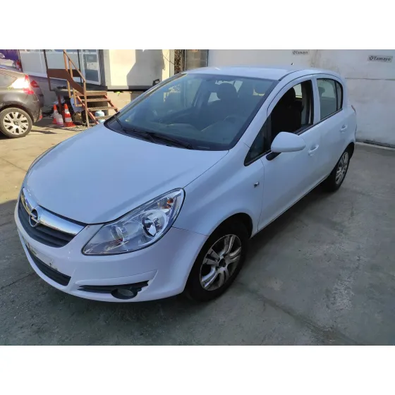 OPEL CORSA D '2010 1.3 16V CDTI CAT (Z 13 DTH / L4I) BLANCO