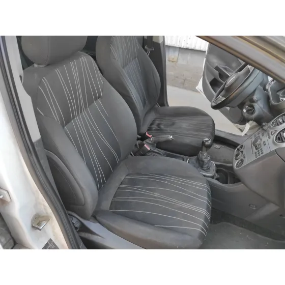 OPEL CORSA D '2010 1.3 16V CDTI CAT (Z 13 DTH / L4I) BLANCO