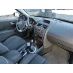 RENAULT MEGANE II BERLINA 3P RENAULT MEGANE II BERLINA 3P '2005 1.6 16V NEGRO 2002