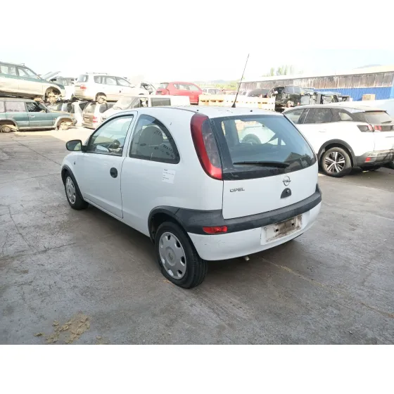 Opel CORSA C (X01) 2000