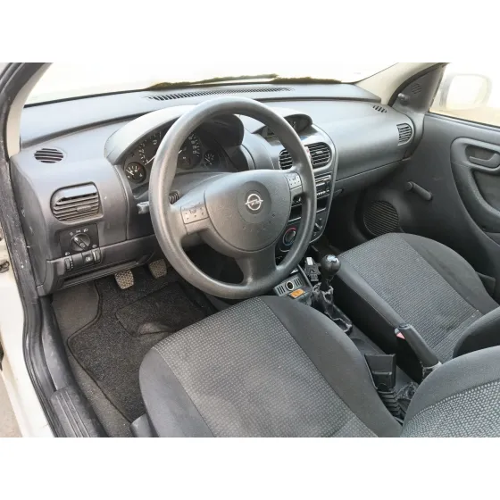 Opel CORSA C (X01) 2000