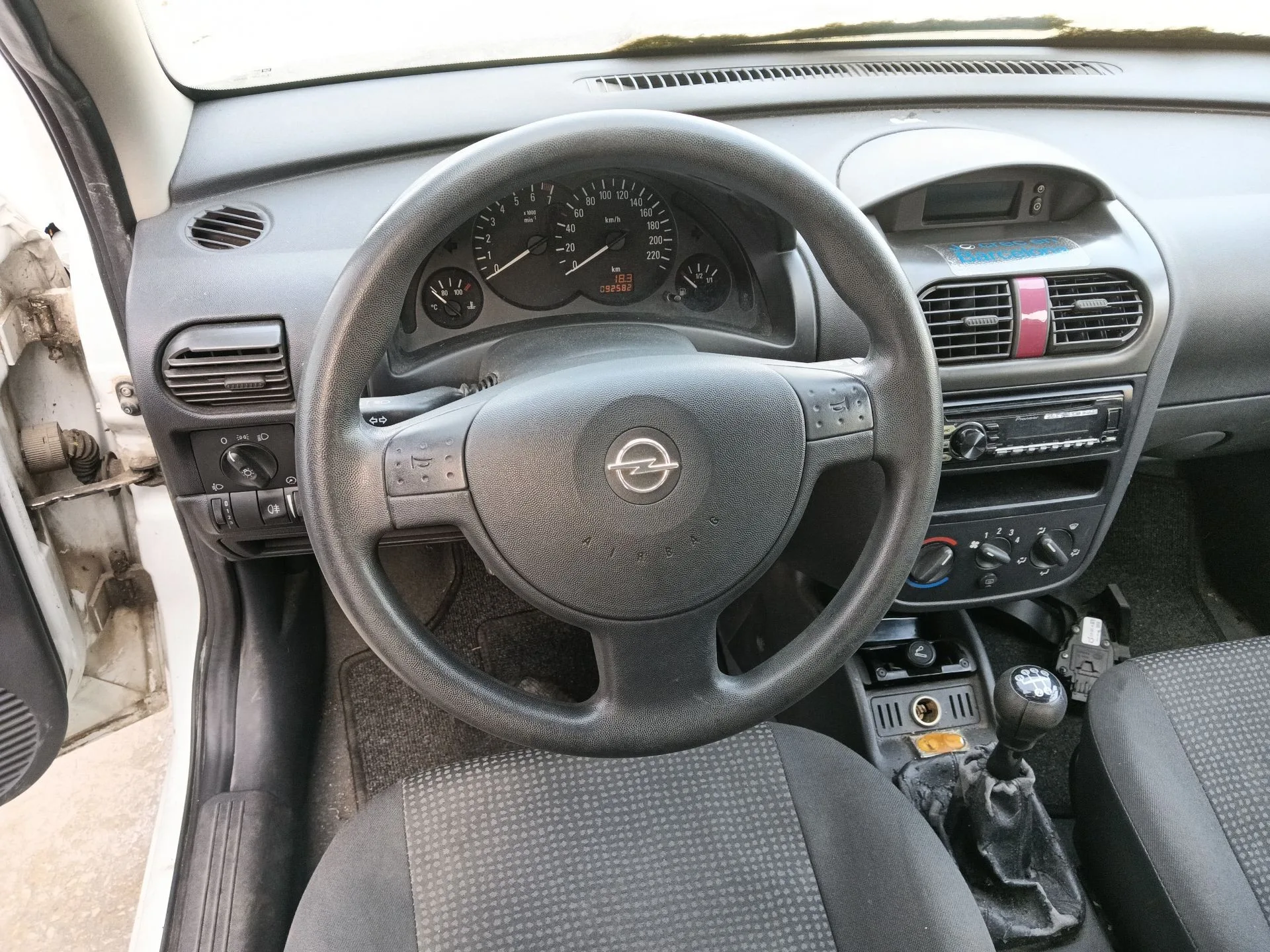 Opel CORSA C (X01) 2000