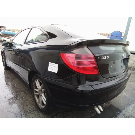MERCEDES CLASE C (W203) SPORTCOUPE '2003 C 220 CDI (LA) (203.708) NEGRO