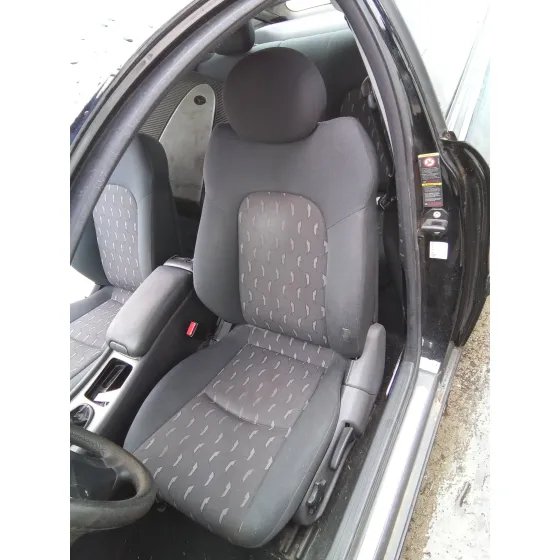 MERCEDES CLASE C (W203) SPORTCOUPE '2003 C 220 CDI (LA) (203.708) NEGRO