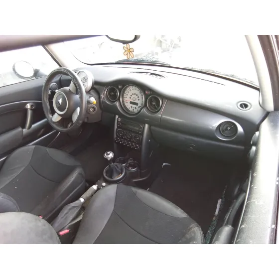 BMW MINI (R50,R53) '2006 1.6 16V CAT ROJO
