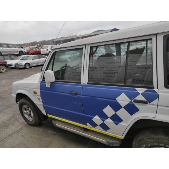 MITSUBISHI GALLOPER (HYUNDAI) '2001 2.5 TURBODIESEL BLANCO /AZUL