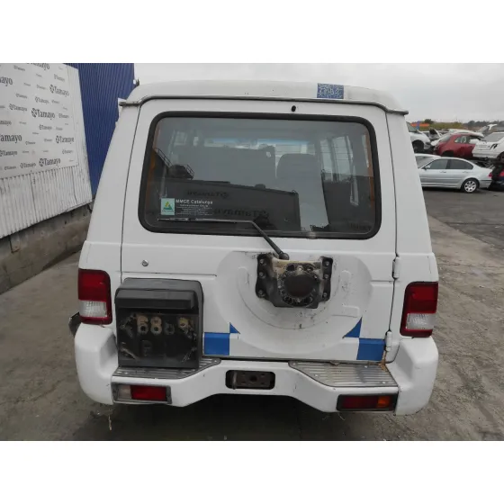 MITSUBISHI GALLOPER (HYUNDAI) '2001 2.5 TURBODIESEL BLANCO /AZUL